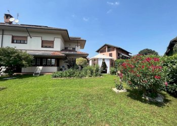 Facciata - Villa via Triora, 8, Carmagnola - foto 2