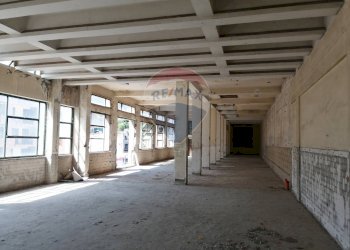 Locale Commerciale Napoli - foto 5