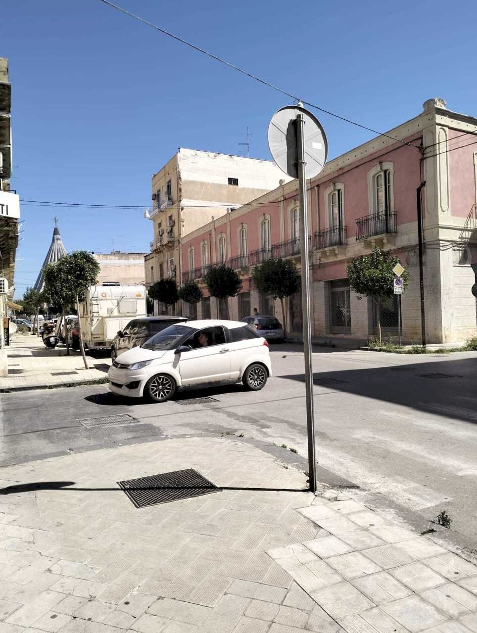 2.jpg - Office Siracusa - photo 3