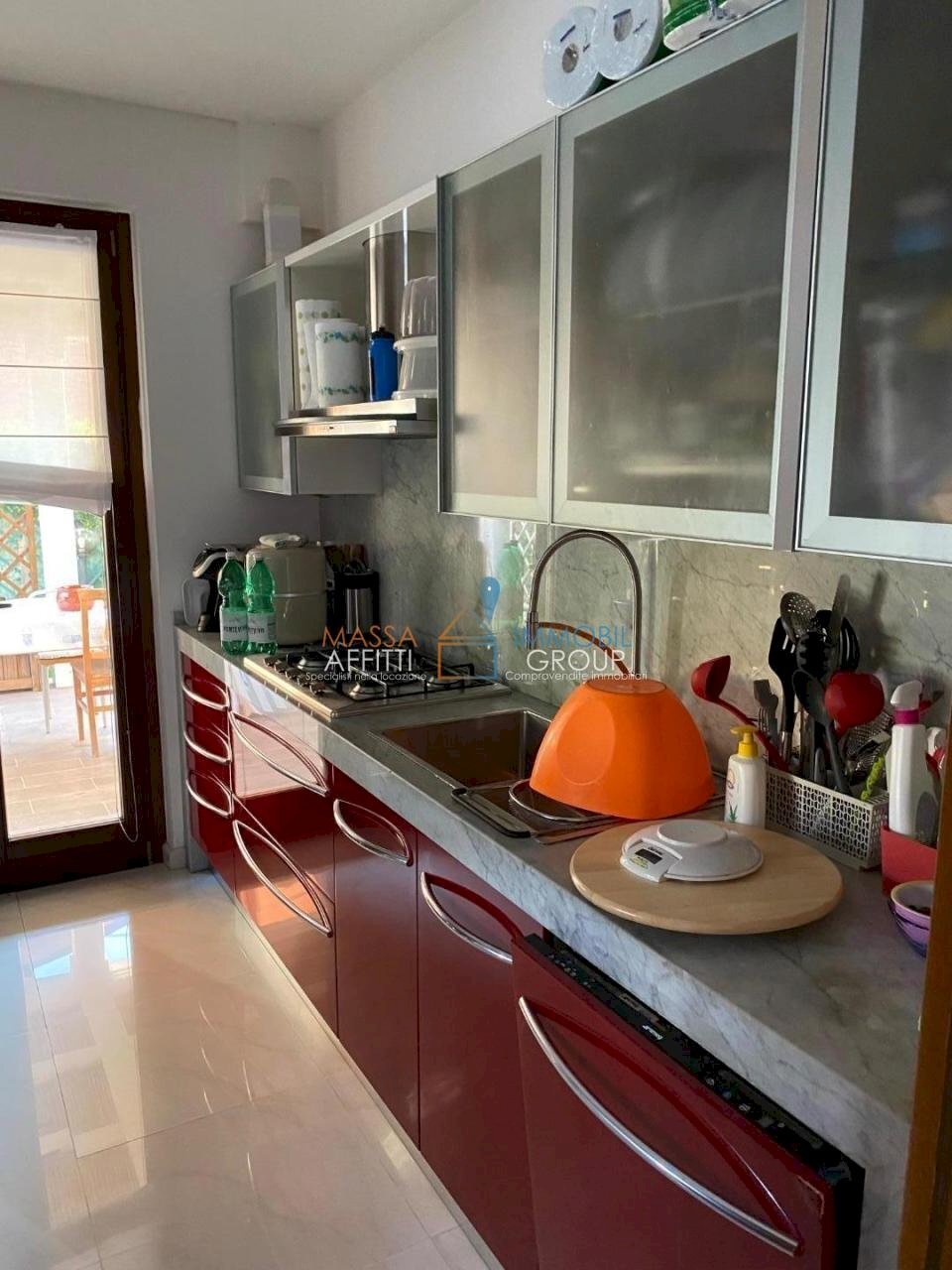 1123518_tcurc12l.jpeg - Appartamento Viale Monzoni 10, Carrara - foto 3