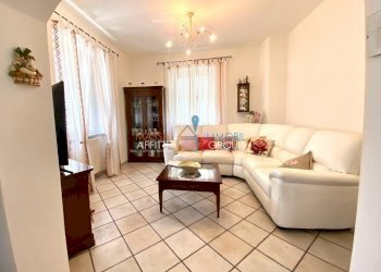 1154818-e053cni.jpg - Porzione di casa Via Quercioli 103, Massa - foto 2