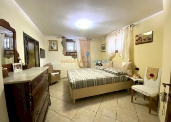 1154818-mkfpo40z.jpg - Porzione di casa Via Quercioli 103, Massa - foto 12