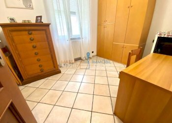 1154818-zikkd46u.jpg - Porzione di casa Via Quercioli 103, Massa - foto 16