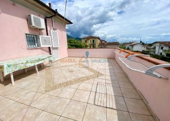 1154818-kqx423i.jpg - Porzione di casa Via Quercioli 103, Massa - foto 17