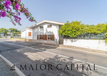 Casa indipendente Via Siracusa, San Teodoro - foto 1