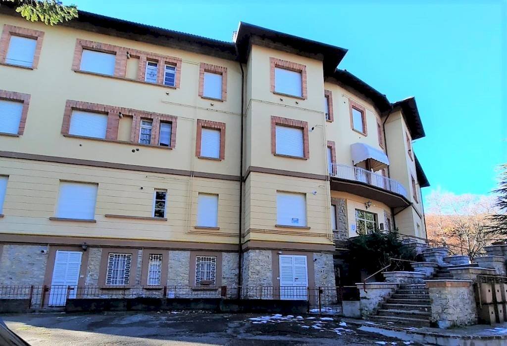 FACCIATA - Trilocale Fabbrica Curone - foto 1