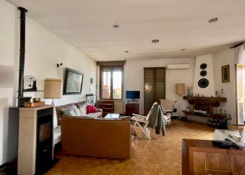 Stabile - Palazzo Via Magenta, Uboldo - foto 6