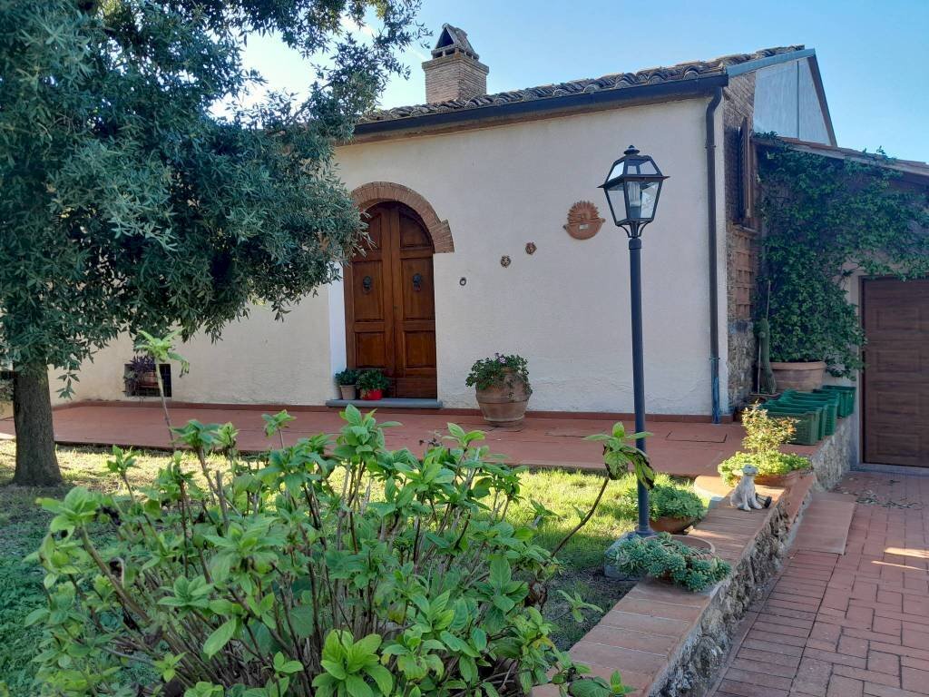 ESTERNO - Villa via Giro delle Mura, Montelupo Fiorentino - foto 1