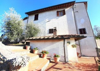 ESTERNO - Villa via Giro delle Mura, Montelupo Fiorentino - foto 4