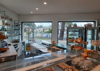 20230721_183813.jpg - Locale Commerciale Via Milano 94, Somma Lombardo - foto 12