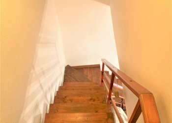 scale - Villa Via del Cerbino, Vernio - foto 16