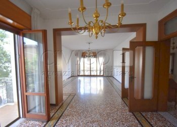 3.JPG - Casa indipendente ViaLE DELLA PACE 100, Vicenza - foto 2