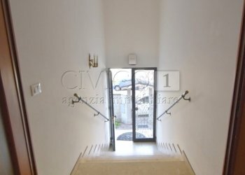 9.JPG - Casa indipendente ViaLE DELLA PACE 100, Vicenza - foto 9