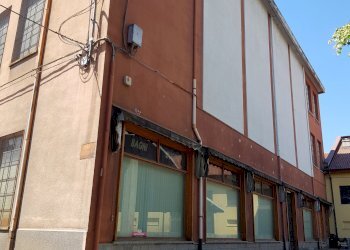 Locale Commerciale Corso A. Gramsci, 7, Torre Pellice - foto 4