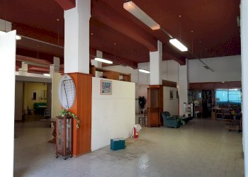 Locale Commerciale Corso A. Gramsci, 7, Torre Pellice - foto 12