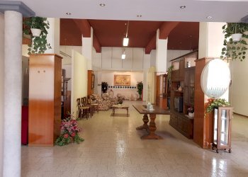 Locale Commerciale Corso A. Gramsci, 7, Torre Pellice - foto 13