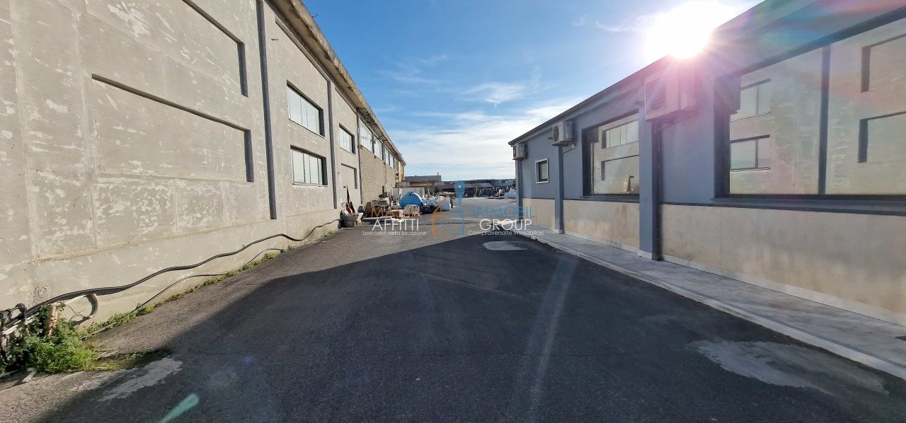 20230316_164047.jpg - Commercial Premises Via San Colombano 31F, Massa - photo 2