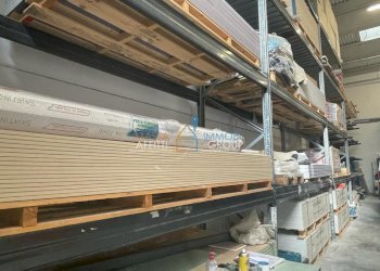 WhatsApp Image 2023-05-19 at 18.40.29 (1).jpeg - Locale Commerciale Via Bordigona 5, Massa - foto 5