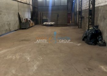 IMG_8133.JPG - Locale Commerciale Via della Sala 7, Massa - foto 4