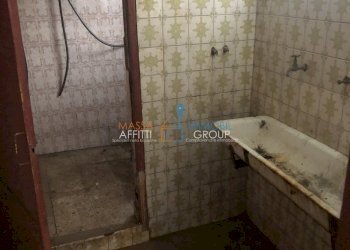 IMG_8137.JPG - Locale Commerciale Via della Sala 7, Massa - foto 17