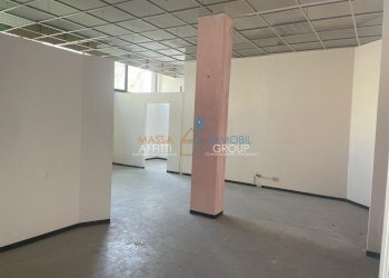 WhatsApp Image 2023-05-09 at 19.02.10.jpeg - Ufficio Via Aurelia Ovest 177, Massa - foto 2