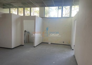 WhatsApp Image 2023-05-09 at 19.02.10 (3).jpeg - Ufficio Via Aurelia Ovest 177, Massa - foto 6