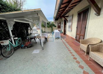 1074835-ky3v826shs.jpeg - Porzione di casa Via Duca D'Aosta 43/F, Forte dei Marmi - foto 23