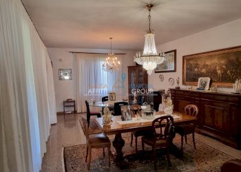 20230424_100753.jpg - Villa Via Macchia 81, Carrara - foto 2