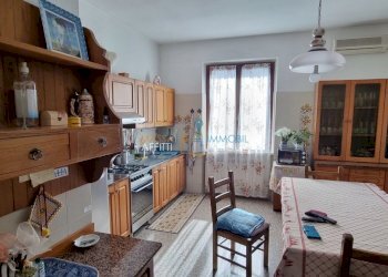 20230424_100728.jpg - Villa Via Macchia 81, Carrara - foto 4