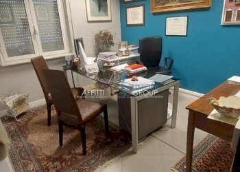 1104727_lfu45yir.jpg - Appartamento Piazza Liberazione 4, Massa - foto 5