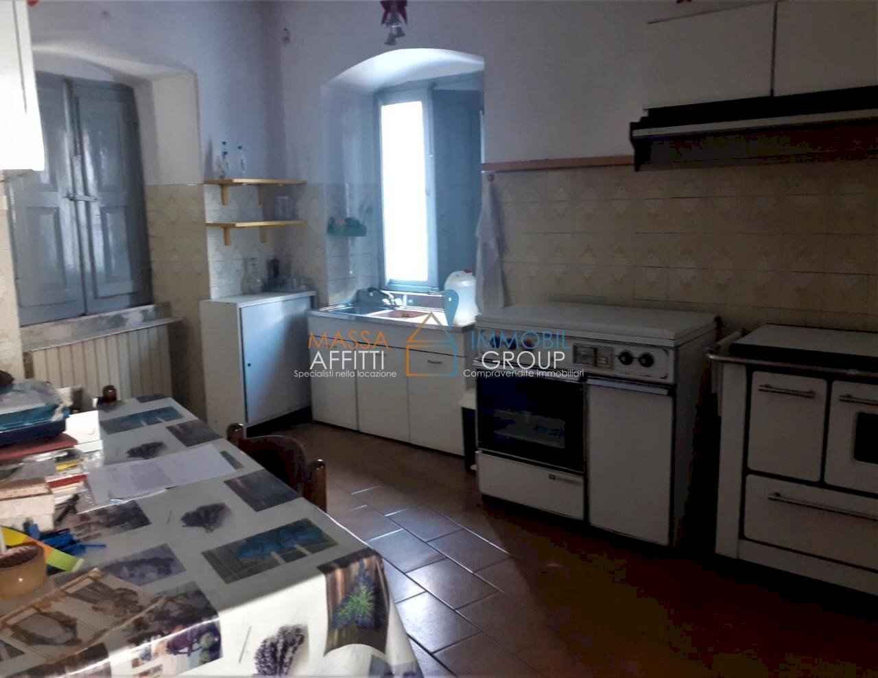 1097752-63vmnu7rla.jpg - Villa Piazza Castagnola 10, Massa - photo 2