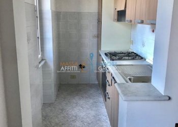 1093121-wbu86de7.jpg - Appartamento Via San Bernardo 6, Massa - foto 7