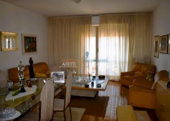 1089274-uhqr66za.jpg - Attico Via G. Carducci 145, Massa - foto 6