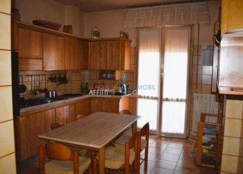 1089274-dnk50h.jpg - Attico Via G. Carducci 145, Massa - foto 10