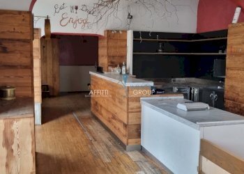 20230116_115023.jpg - Locale Commerciale Via Mura Nord 18, Massa - foto 2