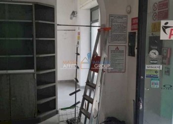 6.jpg - Locale Commerciale Via Farini 2/A, Carrara - foto 8