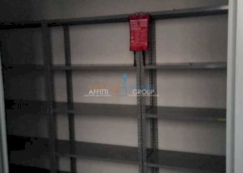 9.jpg - Locale Commerciale Via Farini 2/A, Carrara - foto 11