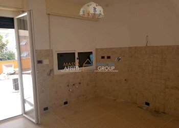 PHOTO-2022-12-14-17-06-04 4.jpg - Appartamento Via dei Colli 7A, Massa - foto 7