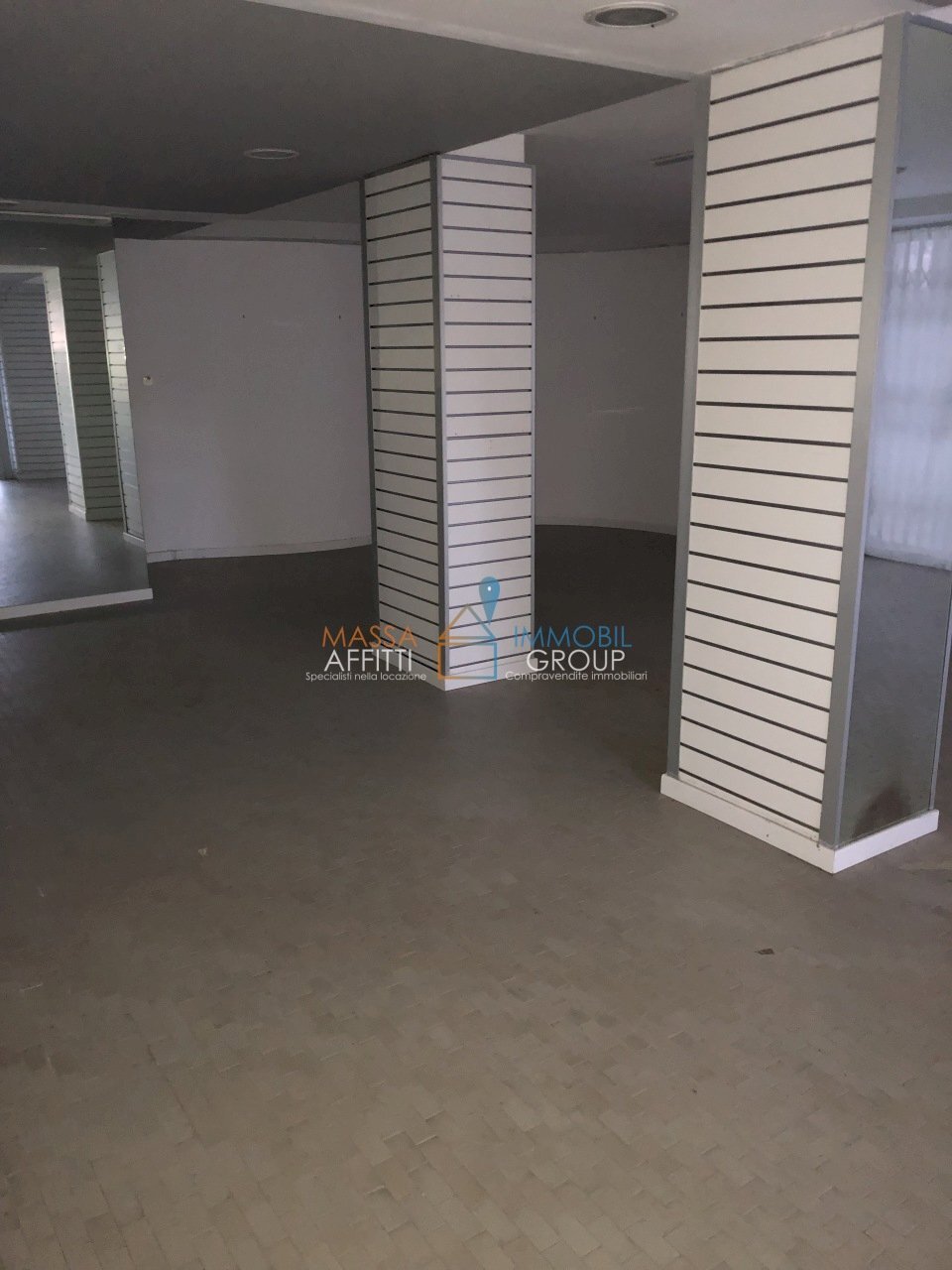 IMG_7393.JPG - Locale Commerciale Via Werther Muttini 17, Carrara - foto 3