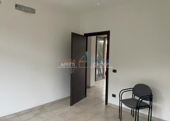 WhatsApp Image 2022-11-22 at 18.27.23.jpeg - Office Via Aurelia Ovest 93, Massa - photo 8