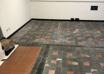 IMG_7338.JPG - Locale Commerciale Via Werther Muttini 24C, Carrara - foto 5