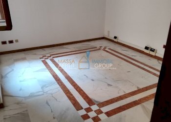 3e05e05a-020f-40b4-880f-1733fd606bc5.JPG - Ufficio Via Cavour 58, Massa - foto 12