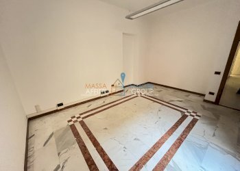 IMG_3188.JPG - Ufficio Via Cavour 58, Massa - foto 22