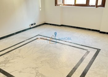 IMG_3195.JPG - Ufficio Via Cavour 58, Massa - foto 10