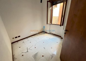 IMG_3185.JPG - Ufficio Via Cavour 58, Massa - foto 19