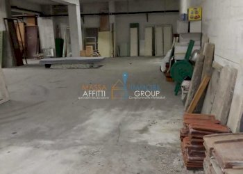 WhatsApp Image 2022-10-24 at 13.20.53 (1).jpeg - Magazzino Via Pietro Tacca 1, Carrara - foto 6