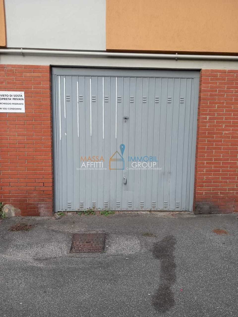 WhatsApp Image 2022-10-24 at 13.20.47 (2).jpeg - Magazzino Via Pietro Tacca 1, Carrara - foto 1