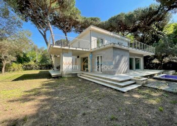 1046977-mo15f.jpg - Villa Via del Fescione 3, Massa - foto 2