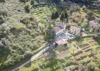 WhatsApp Image 2022-10-10 at 14.00.48.jpeg - Porzione di casa Località Monticello, Carrara - foto 6