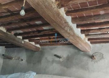 WhatsApp Image 2022-10-10 at 18.31.57 (3).jpeg - Porzione di casa Località Monticello, Carrara - foto 7